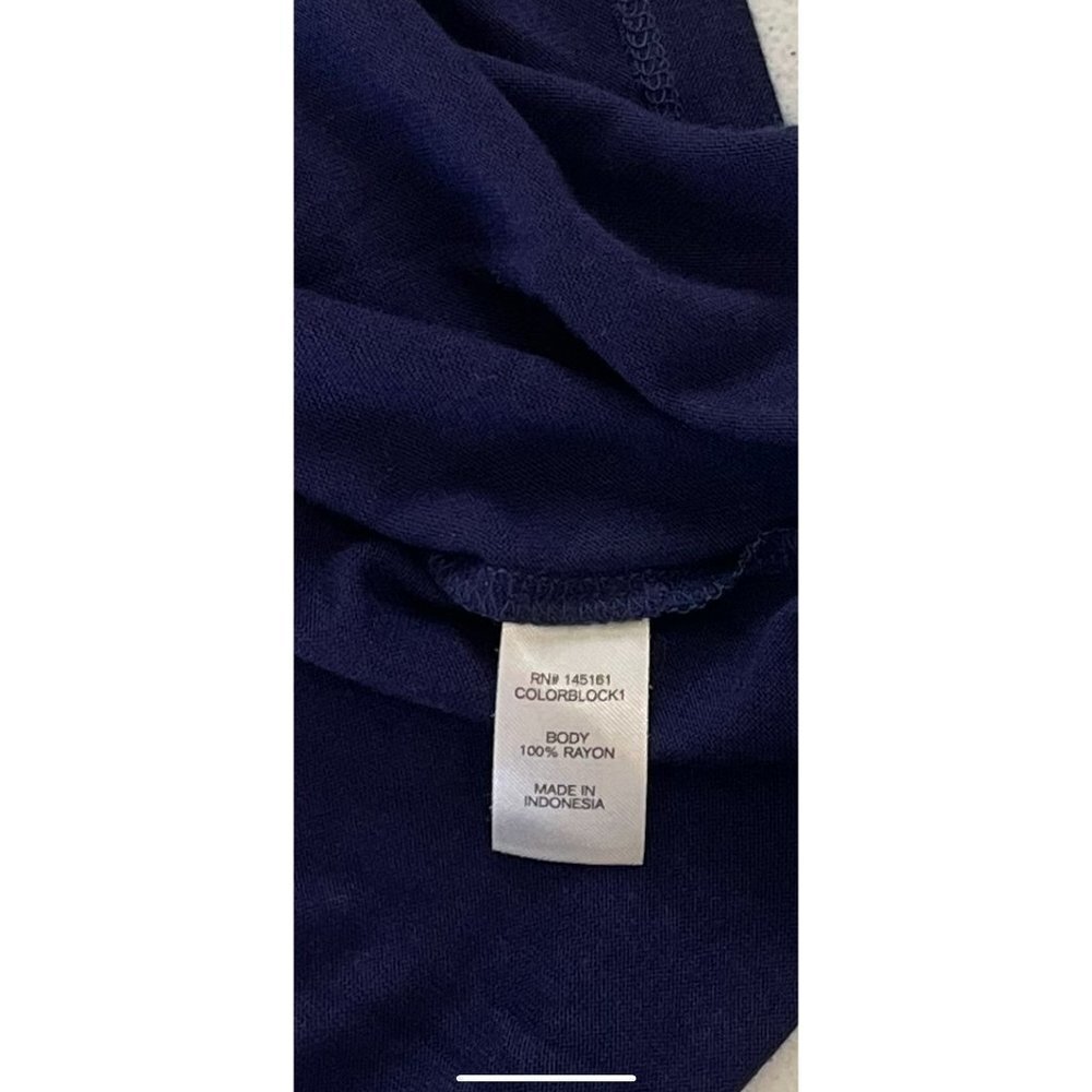 C Colorblock Relaxed Fit Tank in Cream Navy Blue Size Medium - Picture 4 of 5